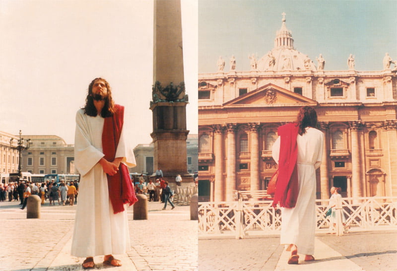 inri-cristo-vatican-1983